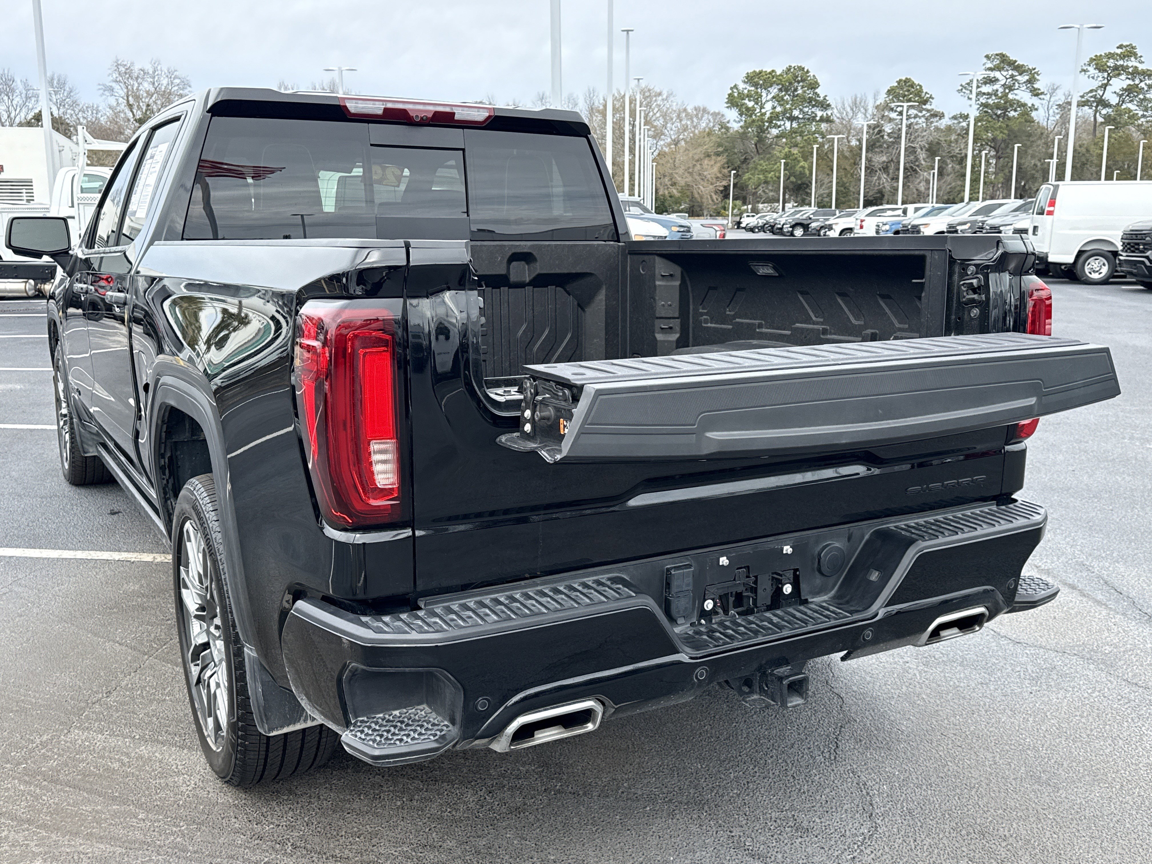 Used 2024 GMC Sierra 1500 Denali Ultimate image 38