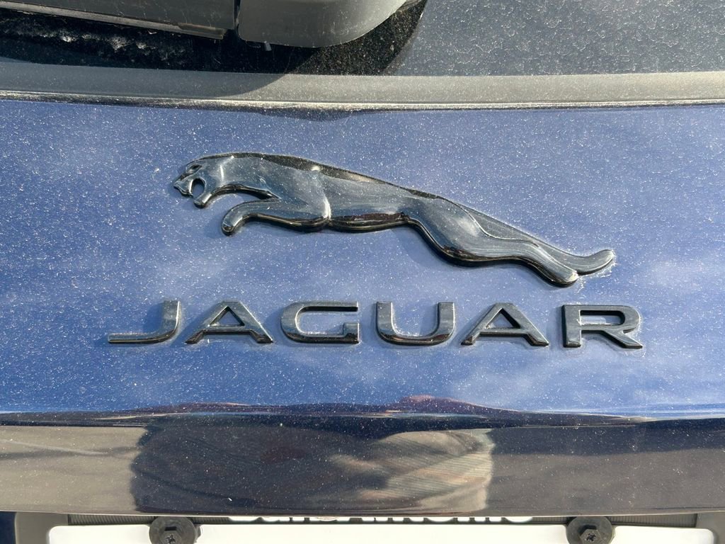 Used 2024 Jaguar F-PACE R-Dynamic S image 14