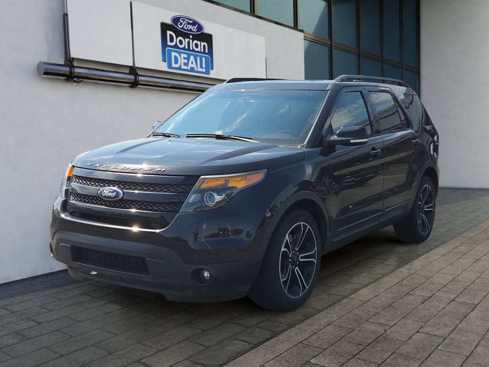Used 2015 Ford Explorer Sport w/ Equipment Group 401A AWD/4WD image 3