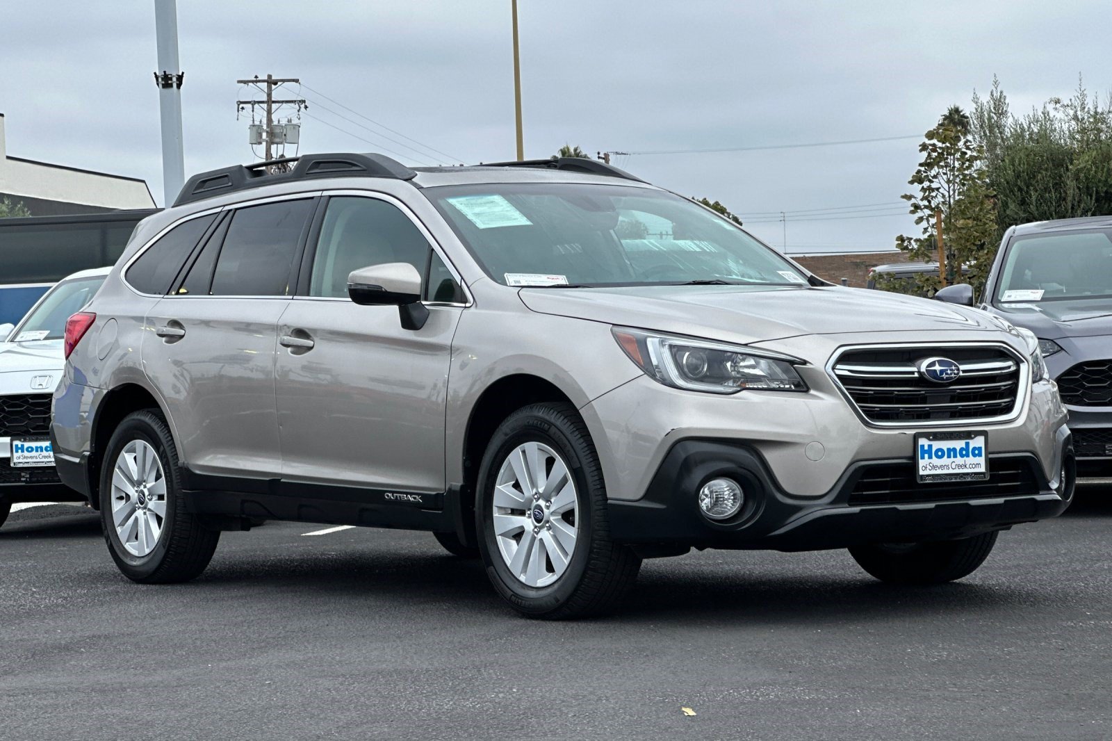 Used 2019 Subaru Outback 2.5i Premium w/ Popular Package #2 AWD/4WD image 6