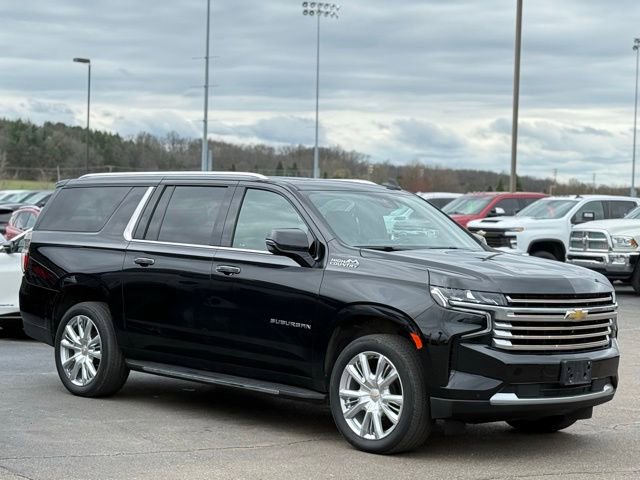 Used 2023 Chevrolet Suburban High Country AWD/4WD image 42