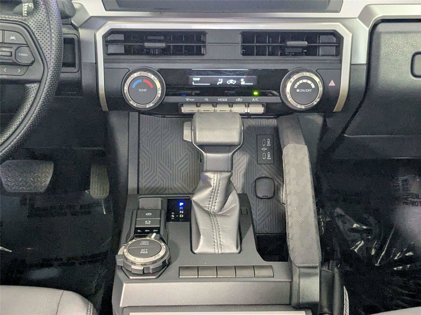 Certified 2024 Toyota Tacoma SR5 AWD/4WD image 41