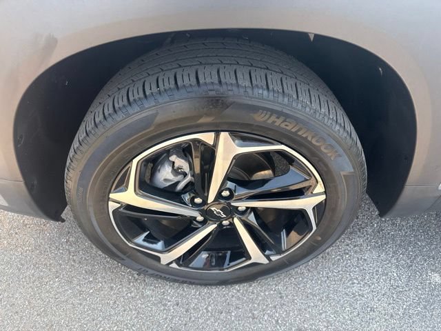Used 2023 Chevrolet TrailBlazer RS w/ Convenience Package AWD/4WD image 12