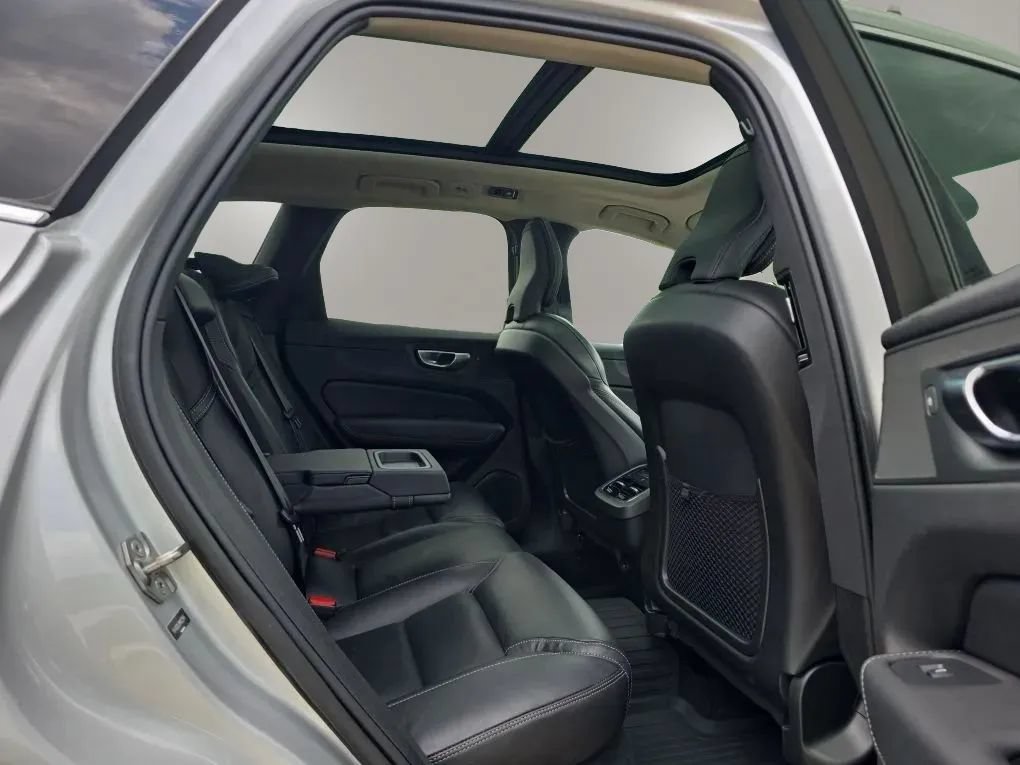 Used 2021 Volvo XC60 T5 Inscription w/ Advanced Package FWD image 50
