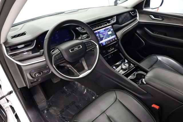 Used 2023 Jeep Grand Cherokee 4WD 4xe image 12