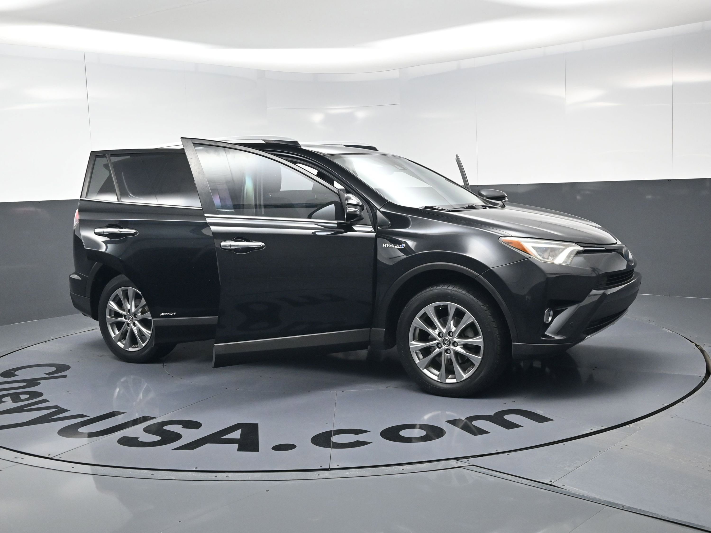 Used 2016 Toyota RAV4 Limited AWD/4WD image 25