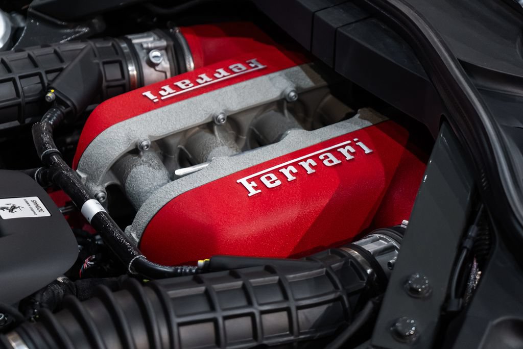 Certified 2025 Ferrari Purosangue AWD/4WD image 18