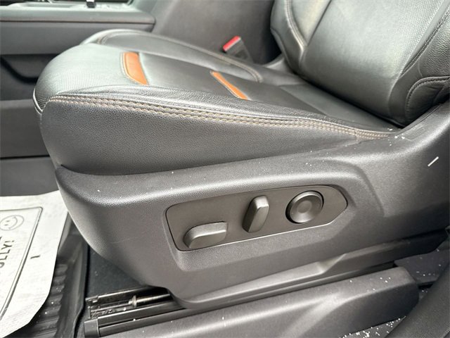 Used 2024 GMC Sierra 2500 AT4 w/ AT4 Premium Plus Package image 12