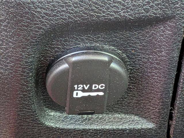 Used 2016 RAM 1500 Classic SLT image 13