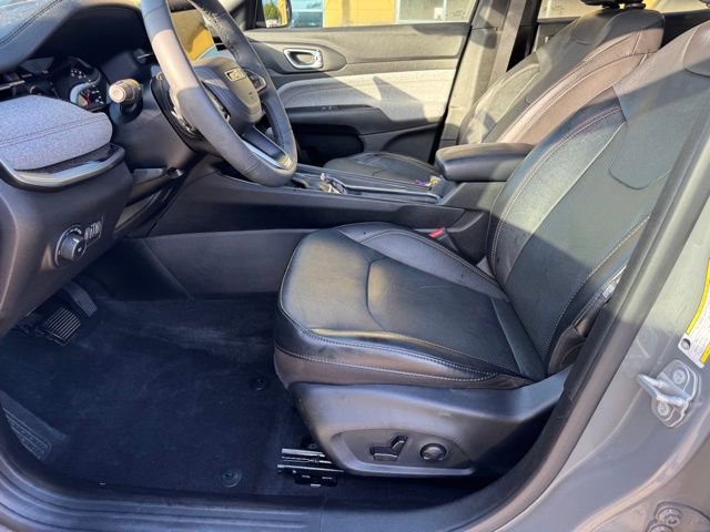 Used 2023 Jeep Compass Latitude w/ Sun and Sound Group image 18