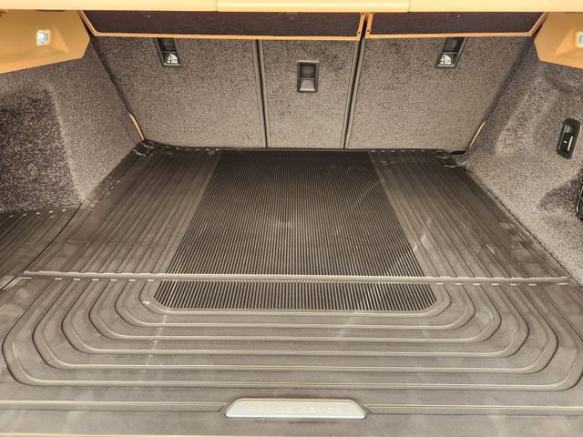 New 2026 Land Rover Range Rover SE image 22