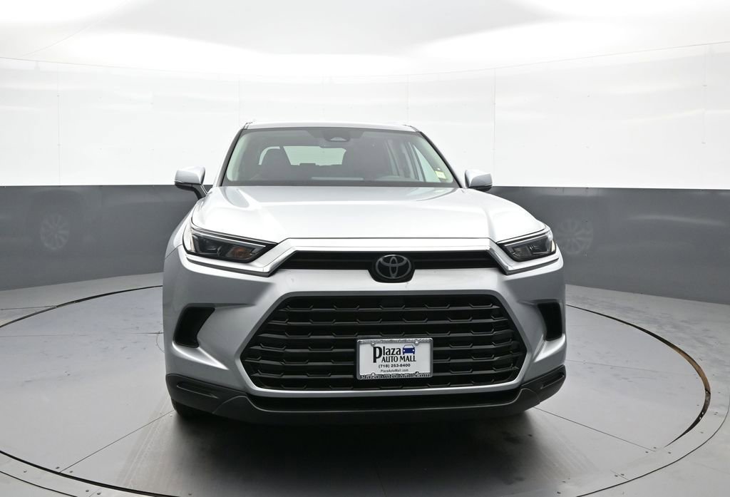 Certified 2025 Toyota Grand Highlander AWD image 2