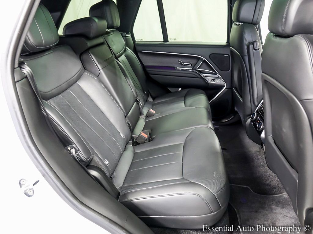 Used 2023 Land Rover Range Rover SE image 37
