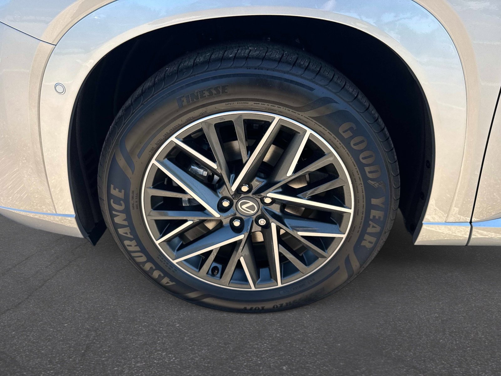 New 2026 Lexus TX 350 FWD image 10