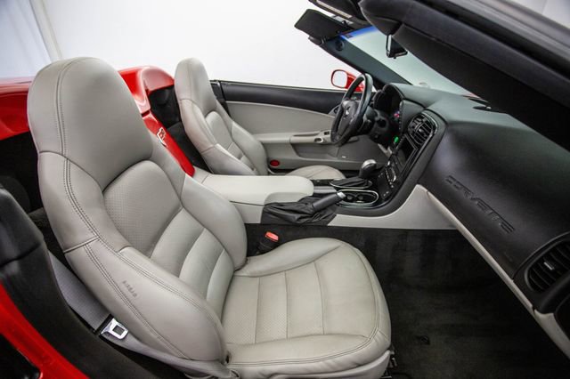 Used 2008 Chevrolet Corvette Convertible w/ Preferred Equipment Group RWD image 19