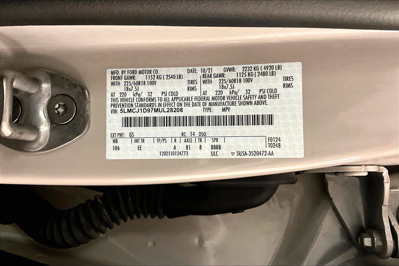 Used 2021 Lincoln Corsair AWD w/ Equipment Group 101A image 32