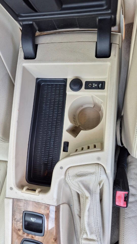 Used 2007 BMW 335i Convertible image 49