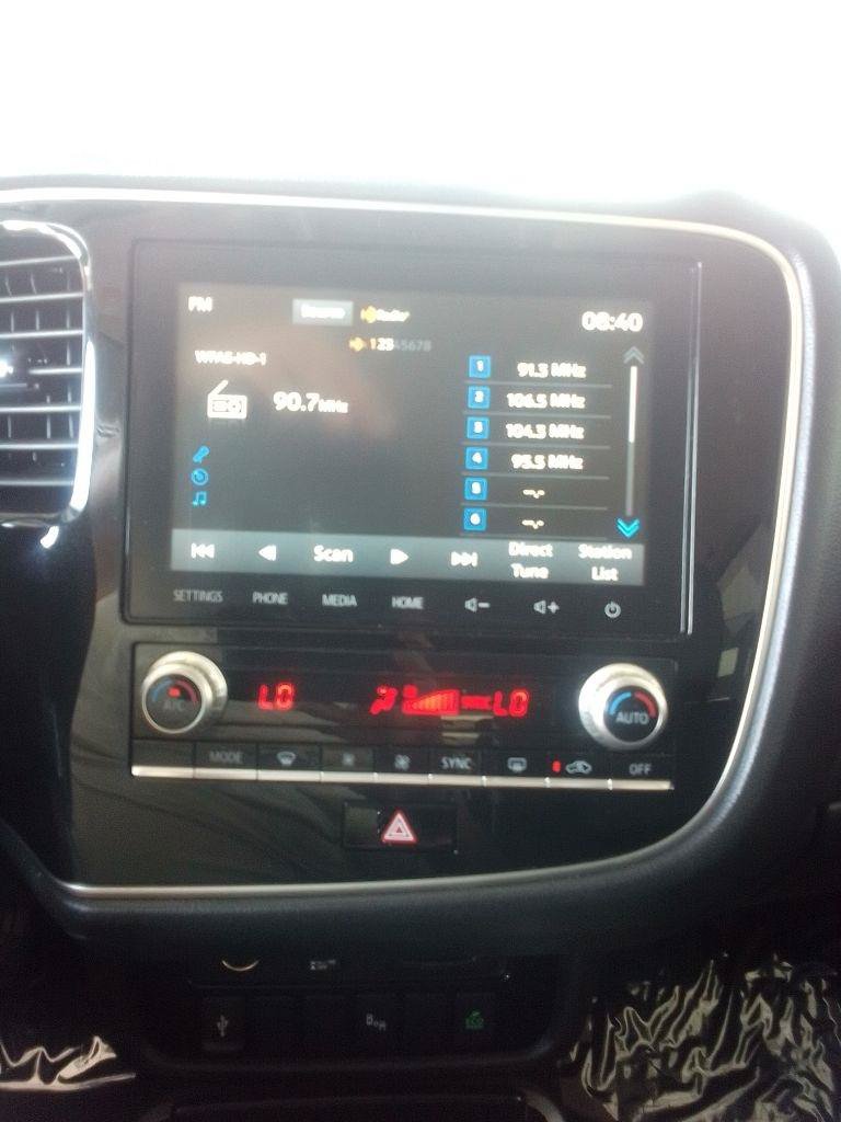 Used 2020 Mitsubishi Outlander SEL FWD image 8