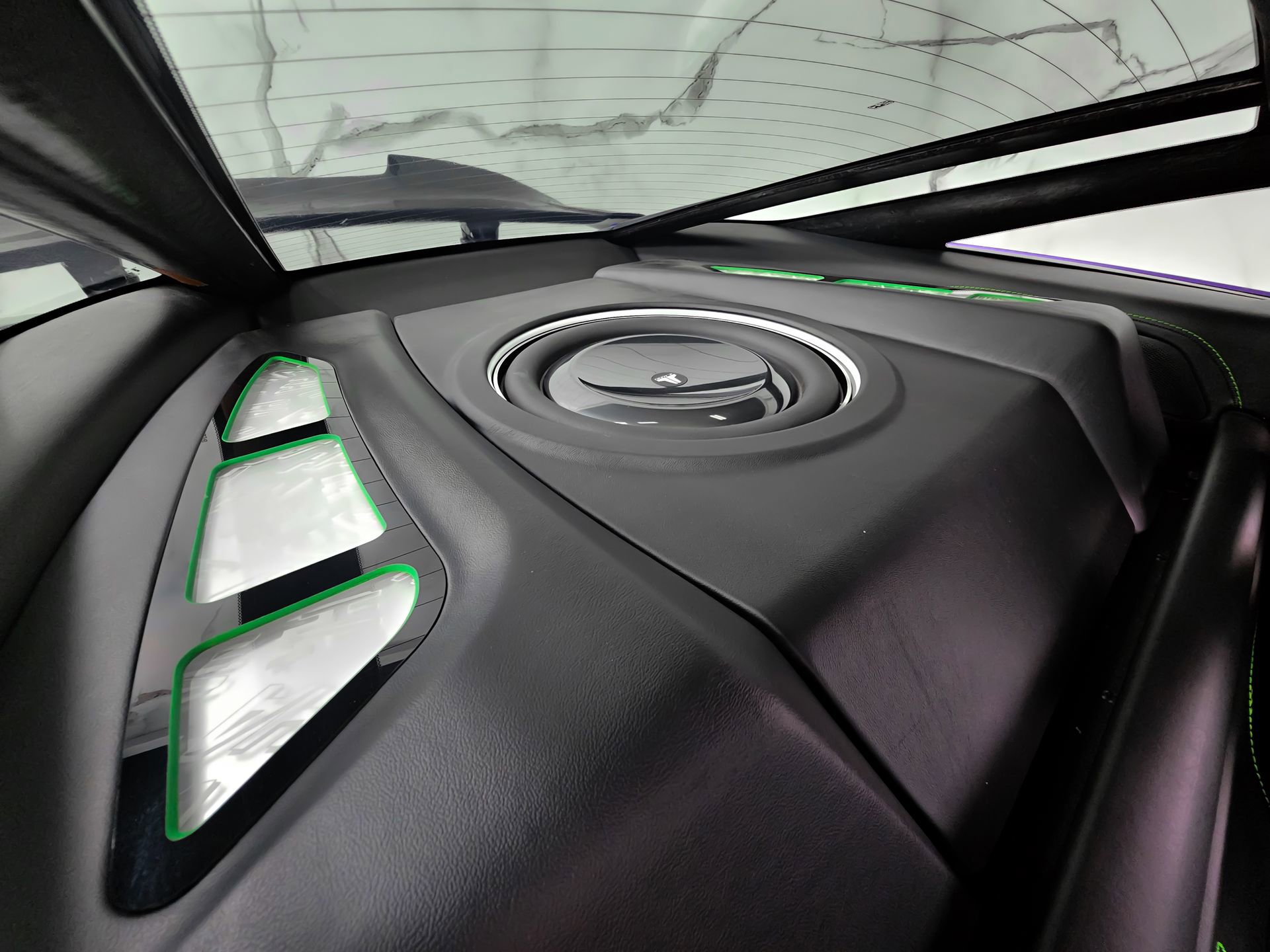 Used 2019 McLaren 720S RWD image 5