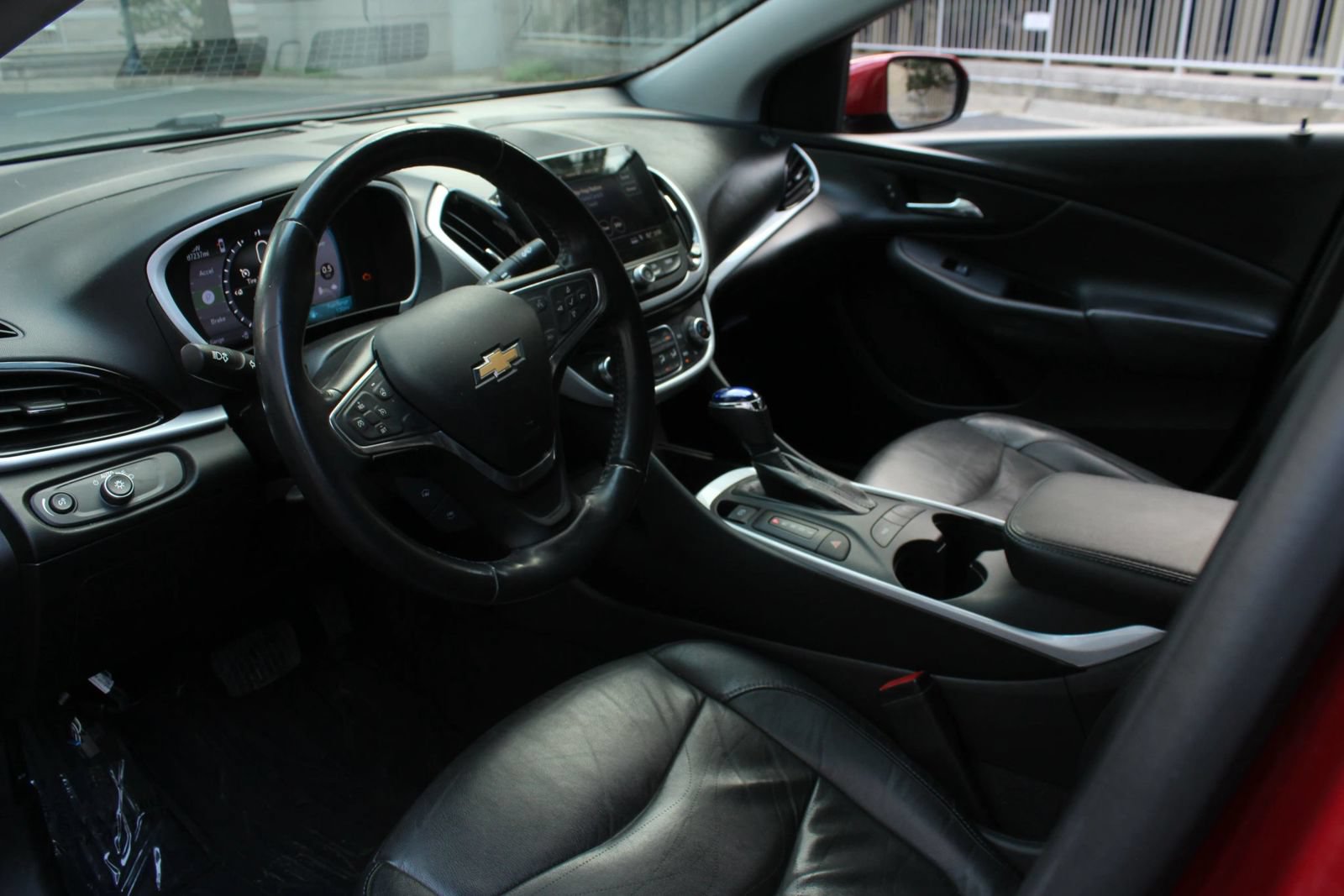 Used 2019 Chevrolet Volt LT w/ Power Convenience Package FWD image 13