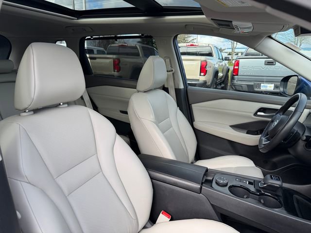 Used 2021 Nissan Rogue SV image 40