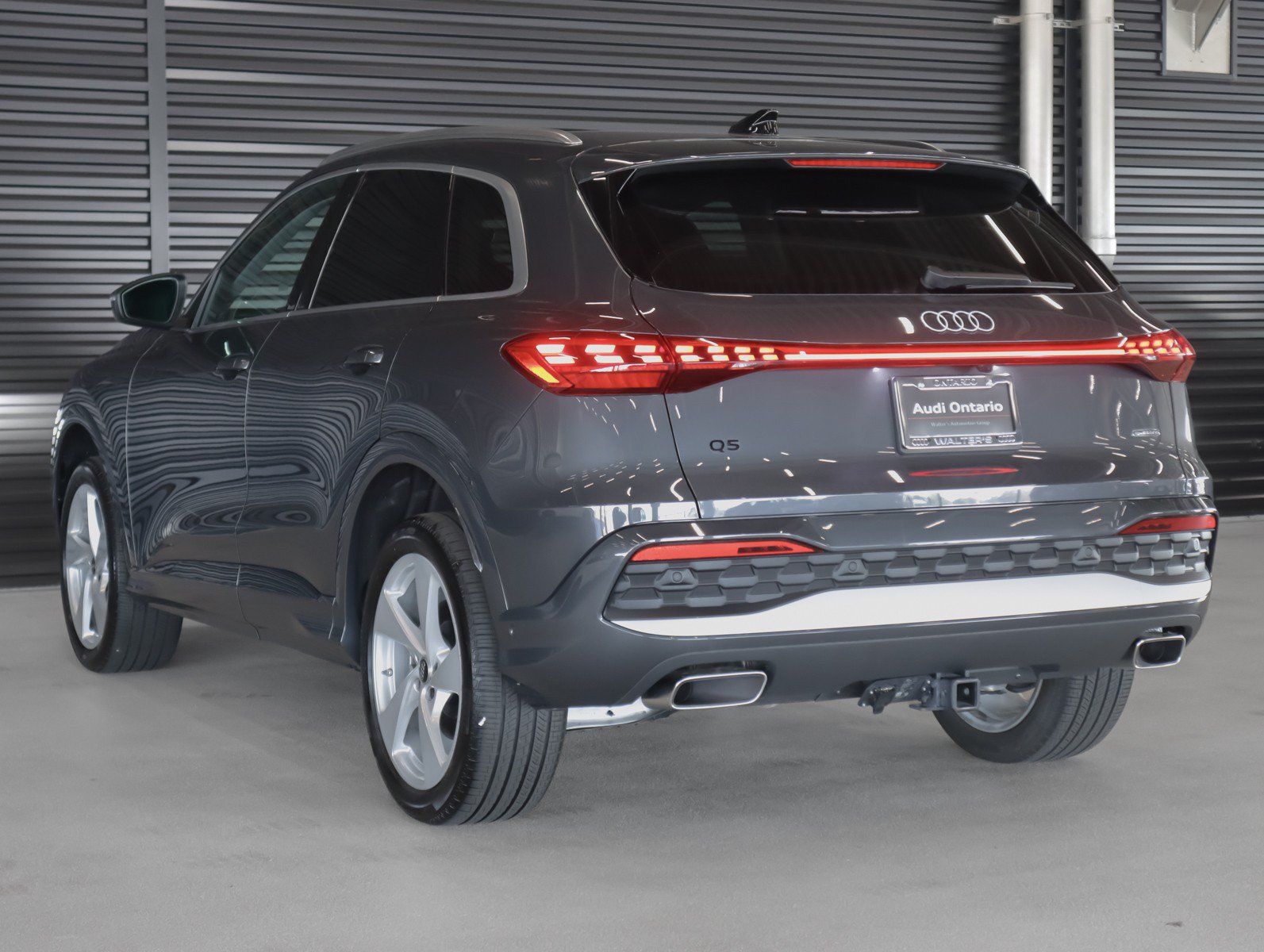 Certified 2025 Audi Q5 Premium w/ Premium Plus AWD/4WD image 2