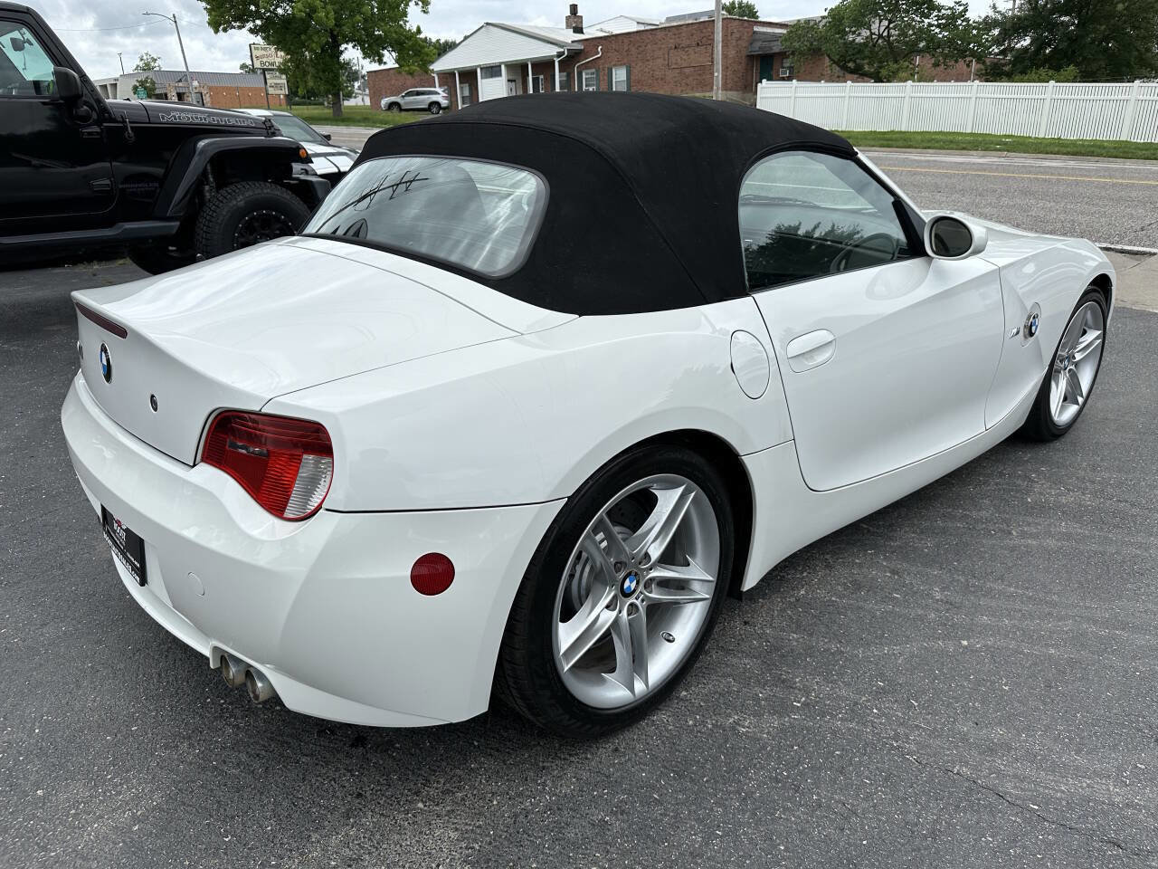 Used 2008 BMW M Roadster Base 2dr Convertible image 6