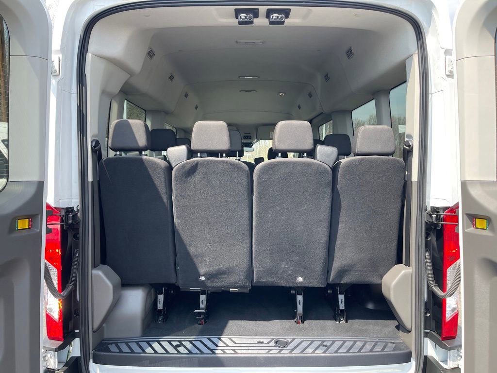Used 2024 Ford Transit 350 XLT image 19