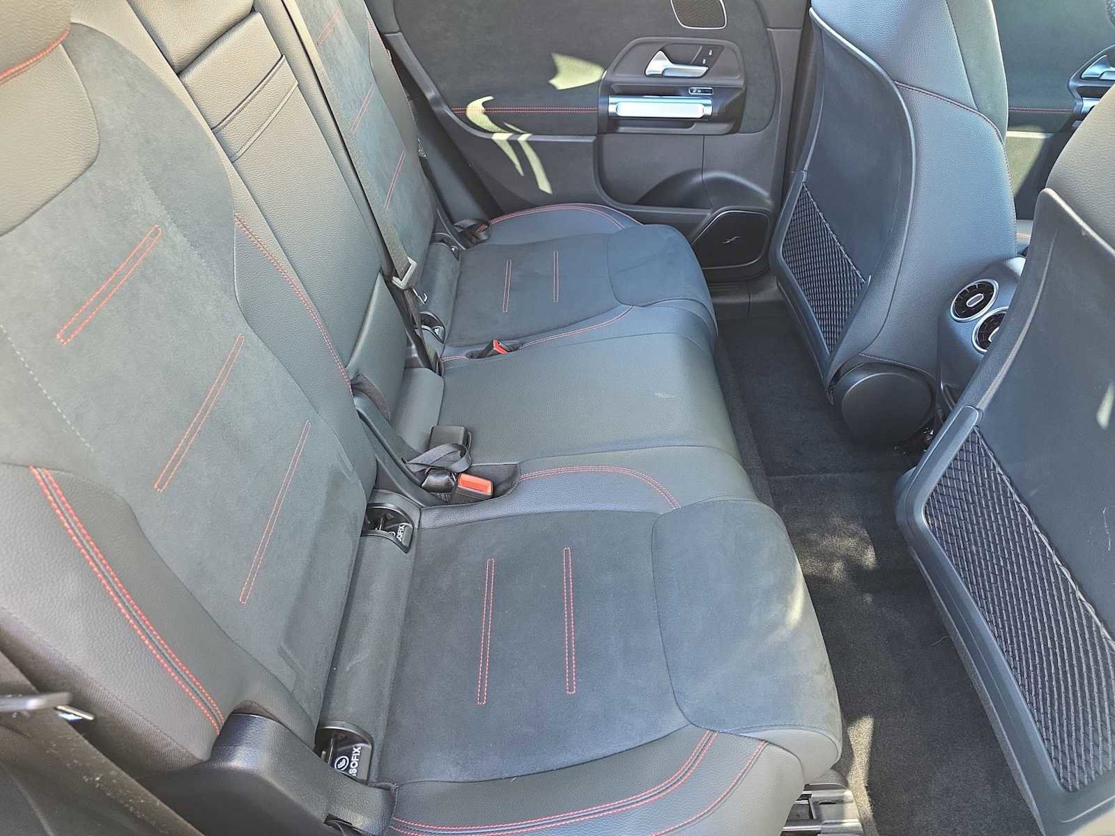 Used 2024 Mercedes-Benz EQB 250+ image 17