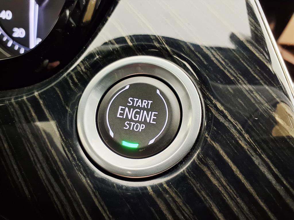 Certified 2023 Cadillac XT6 Premium Luxury w/ Technology Package image 23