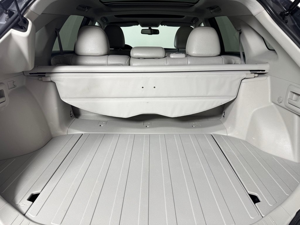 Used 2010 Toyota Venza AWD image 25