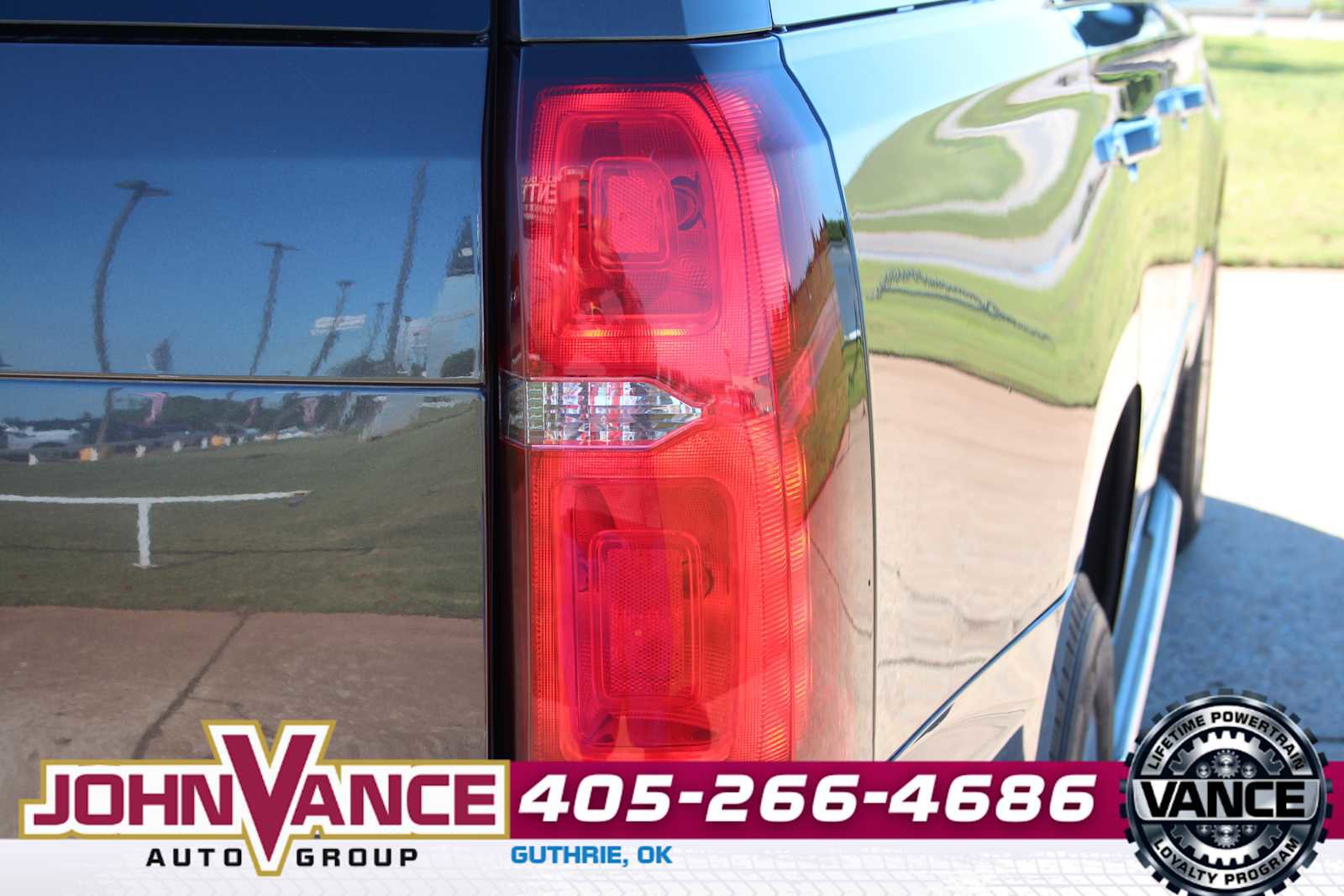 Used 2017 Chevrolet Tahoe Premier AWD/4WD image 12