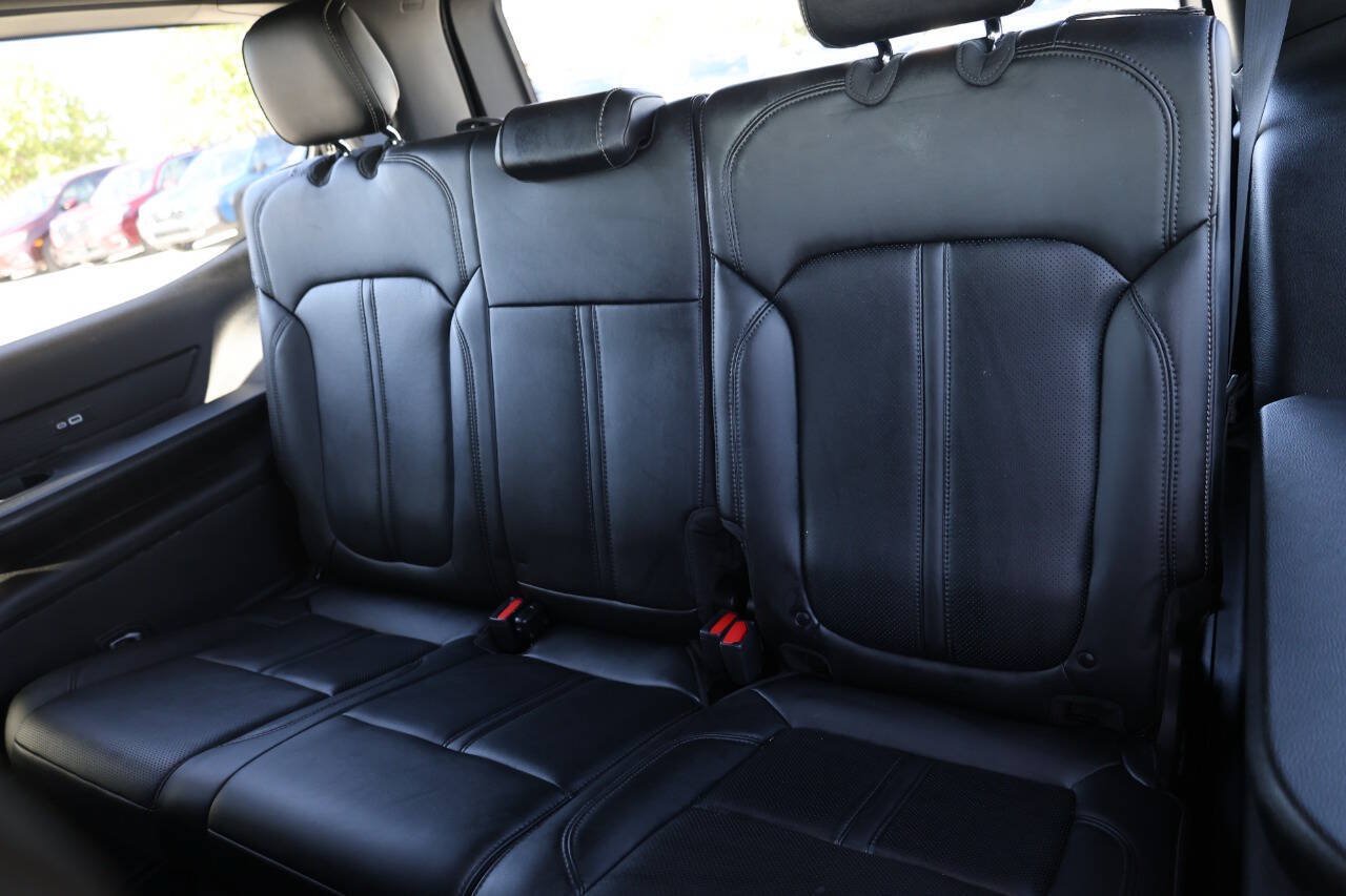 Used 2022 Jeep Wagoneer Series II AWD/4WD image 17