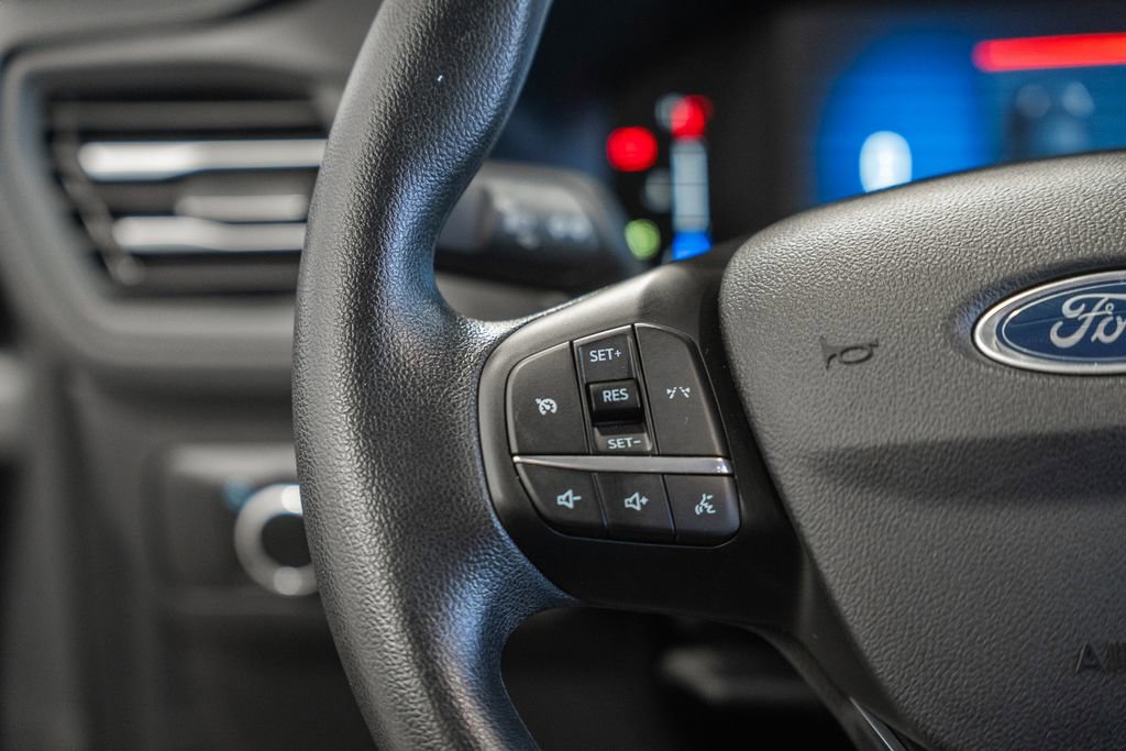 Used 2025 Ford Escape Active AWD/4WD image 35