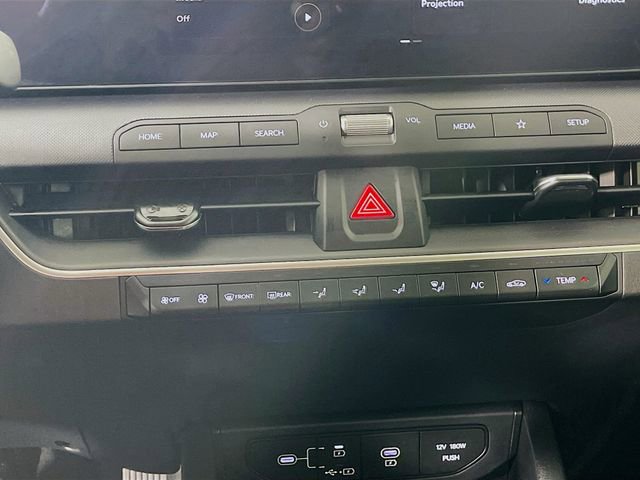 Used 2025 Kia K4 LXS image 16