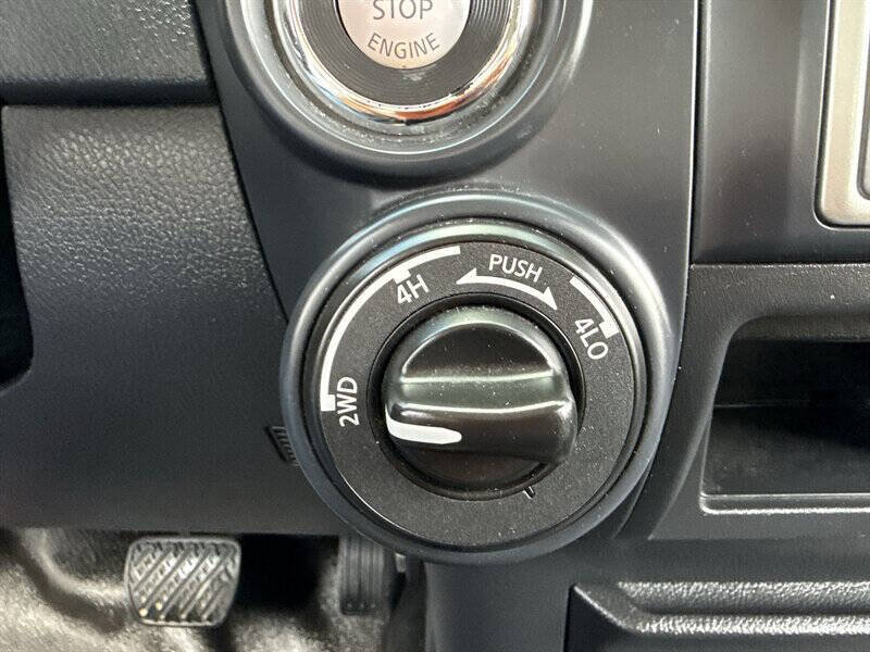 Used 2018 Nissan Titan S w/ S Utility Package AWD/4WD image 32