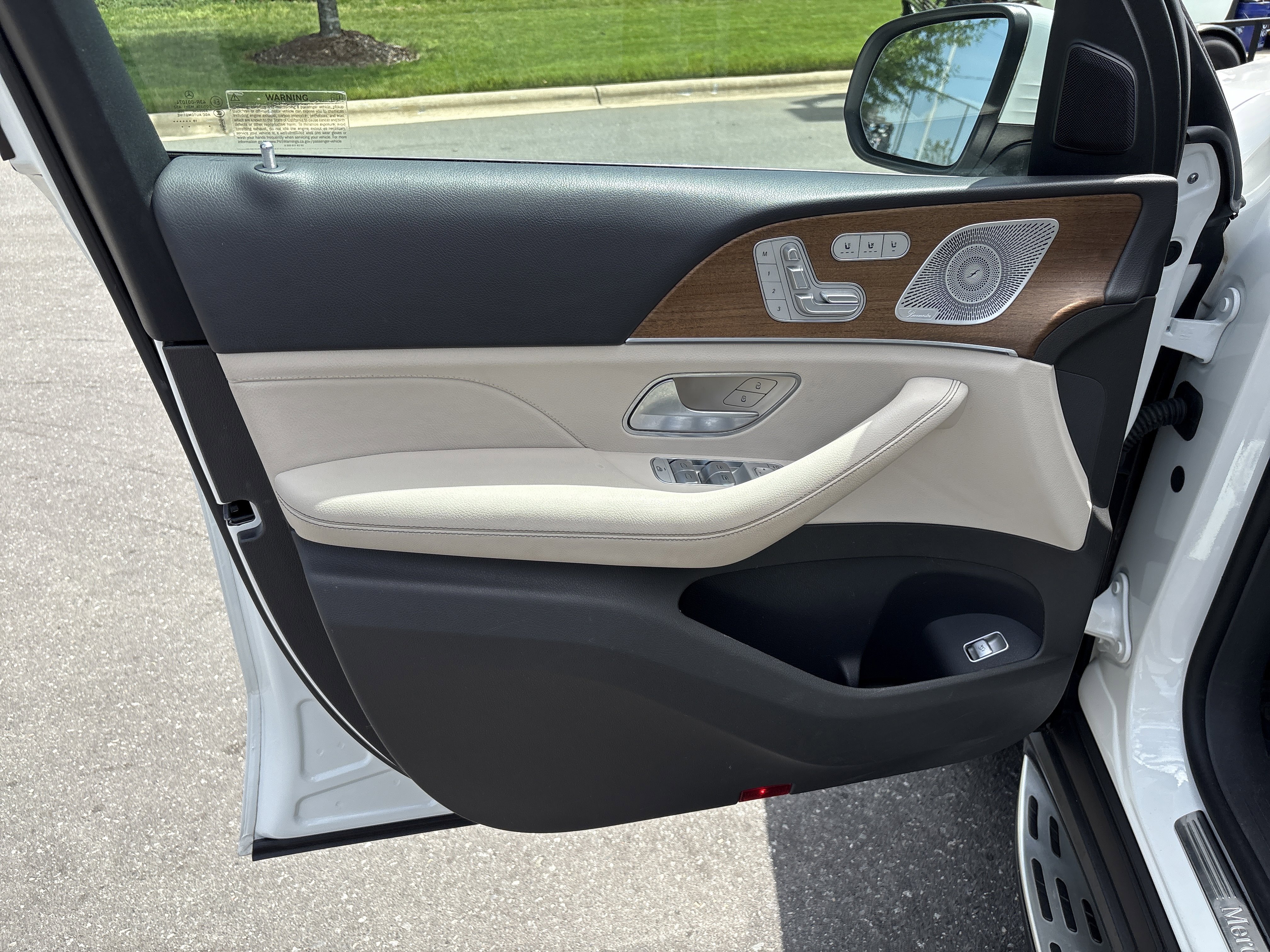 Used 2020 Mercedes-Benz GLS 450 4MATIC image 14