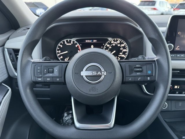 Used 2023 Nissan Rogue SV image 19