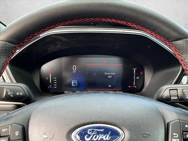 Used 2023 Ford Escape ST-Line w/ Tech Pack #1 AWD/4WD image 18