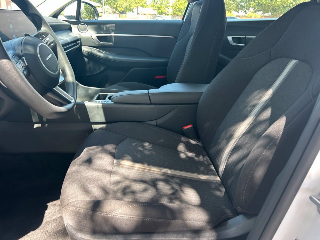 Used 2025 Hyundai Sonata SEL FWD image 16