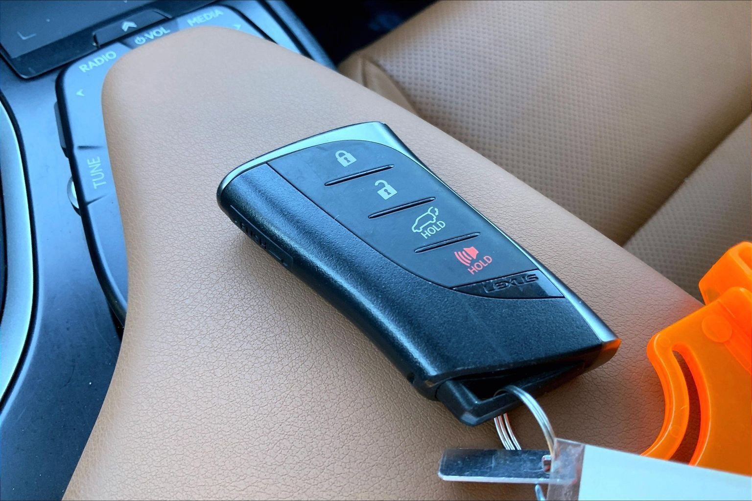 Used 2019 Lexus UX 250h image 13