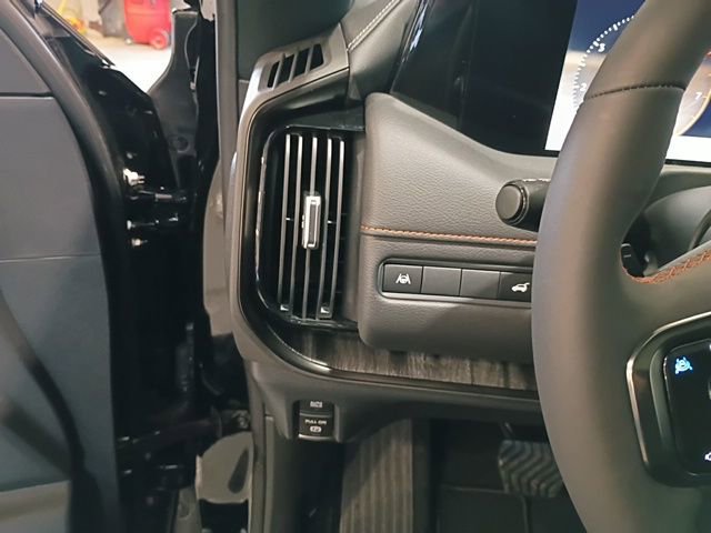 New 2026 Nissan Armada PRO-4X AWD/4WD image 25