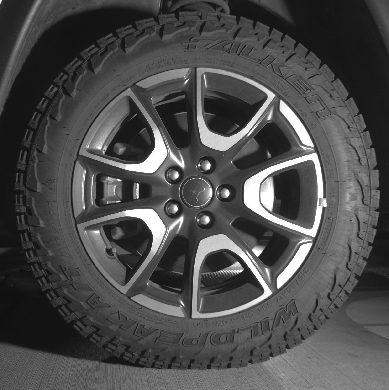 Used 2025 Jeep Compass Trailhawk AWD/4WD image 12