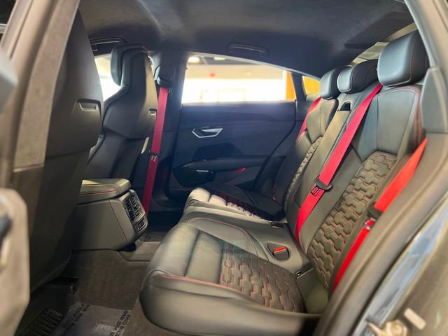 Used 2022 Audi RS e-tron GT image 10