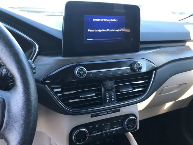 Used 2020 Ford Escape Titanium image 34