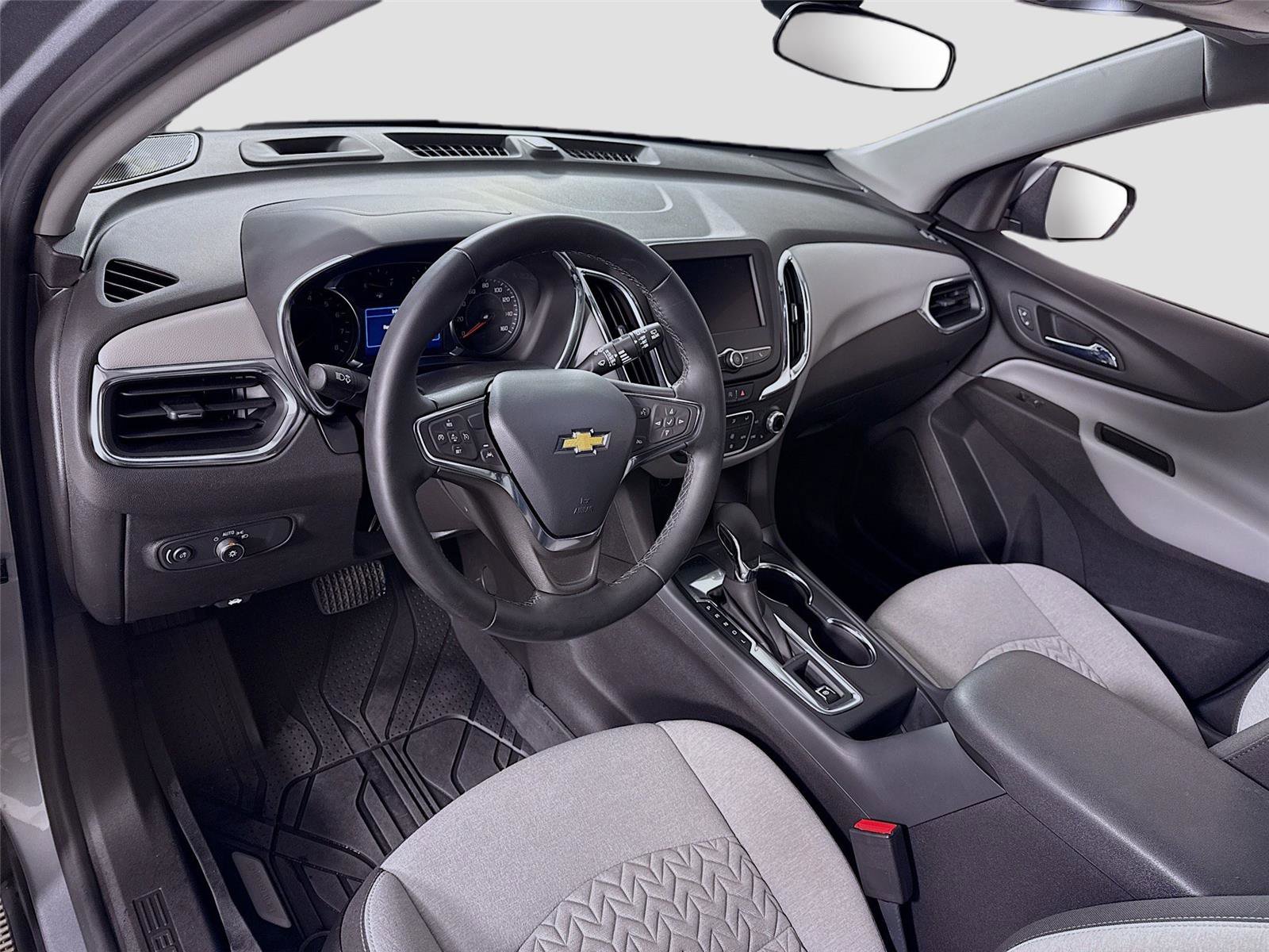 Used 2024 Chevrolet Equinox LT w/ LPO, Floor Liner Package image 3