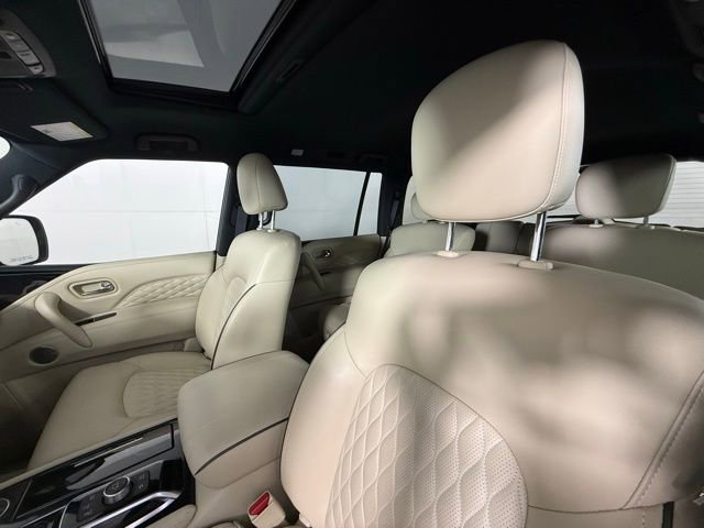 Used 2024 INFINITI QX80 Sensory AWD/4WD image 17
