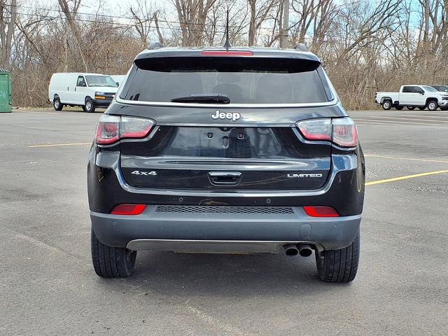 Used 2018 Jeep Compass Limited image 17
