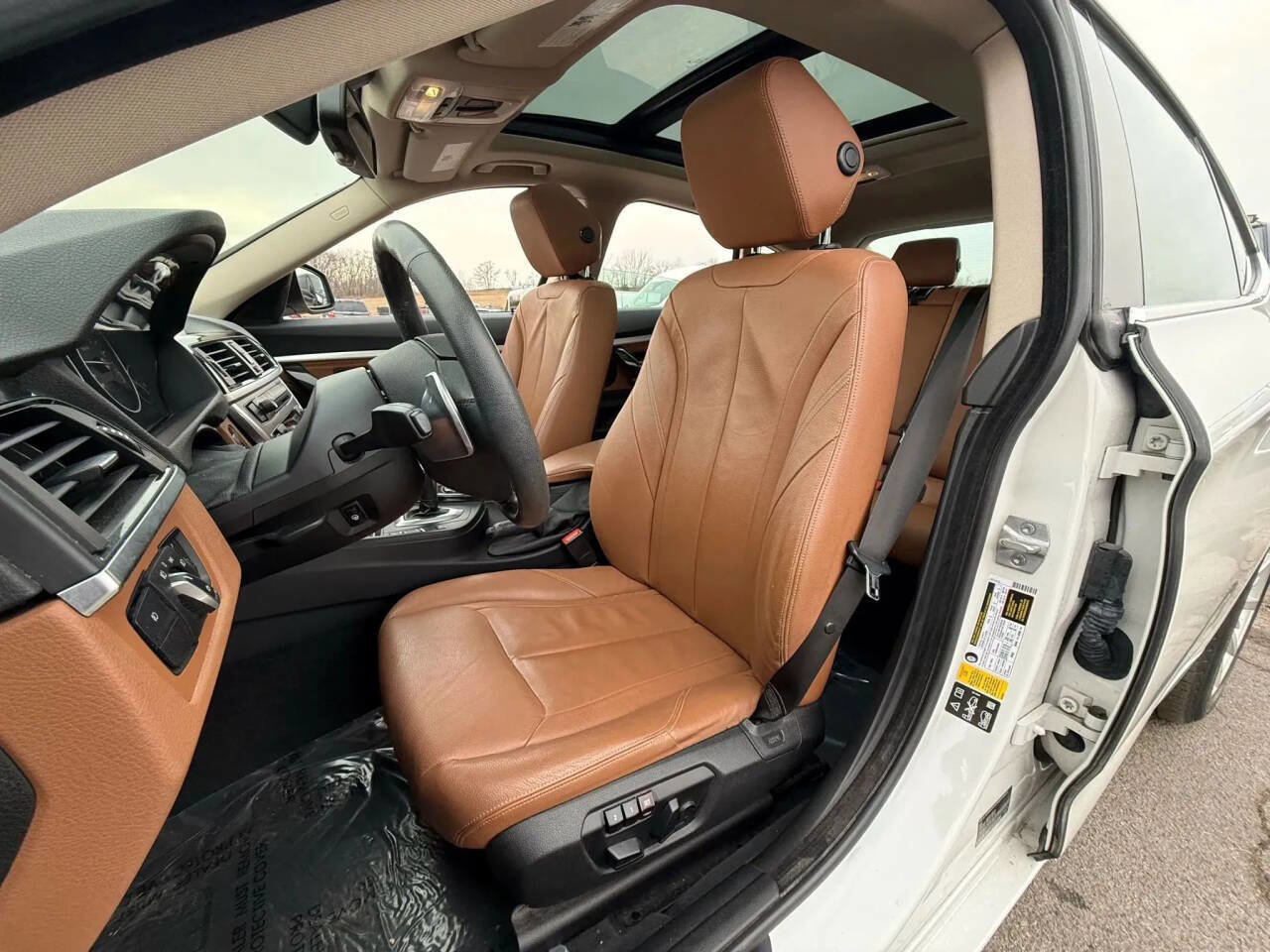 Used 2015 BMW 328i Gran Turismo xDrive AWD/4WD image 15