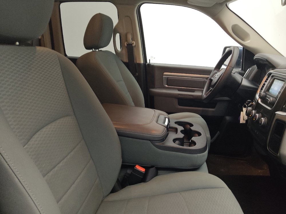 Used 2017 RAM 1500 Classic SLT RWD image 21